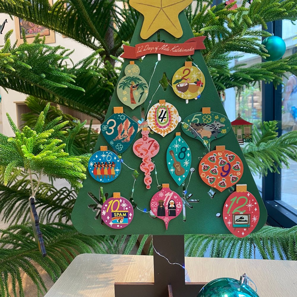 12 DAYS OF MELE KALIKIMAKA TABLE TOP TREE