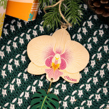 Load image into Gallery viewer, WHITE ORCHID CHARM ORNAMENT

