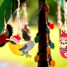 Load image into Gallery viewer, HAWAIIAN FOREST BIRDS MINI ORNAMENT SET
