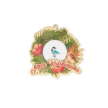 Load image into Gallery viewer, VINTAGE FLORAL WREATH FRAME ORNAMENT
