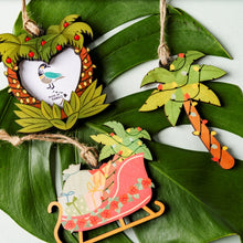 Load image into Gallery viewer, PALM TREE HEART FRAME ORNAMENT
